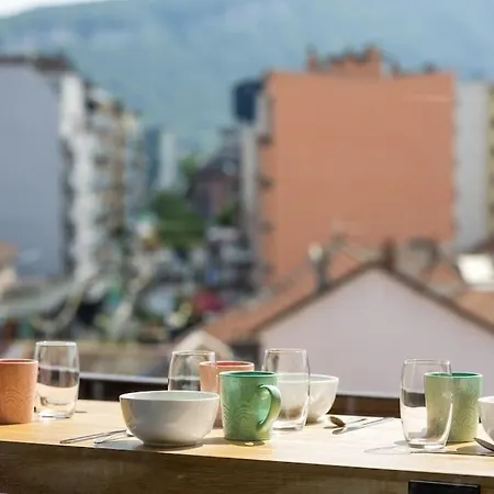 Apartament Zenbnb / Mont-blanc N°1 / Colocation / Tram 17