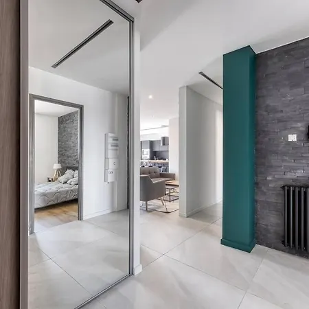 Zenbnb / Mont-blanc N°1 / Colocation / Tram 17 アパート *